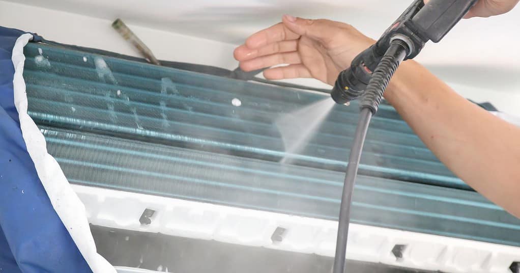 شركة تنظيف مكيفات بالرياض