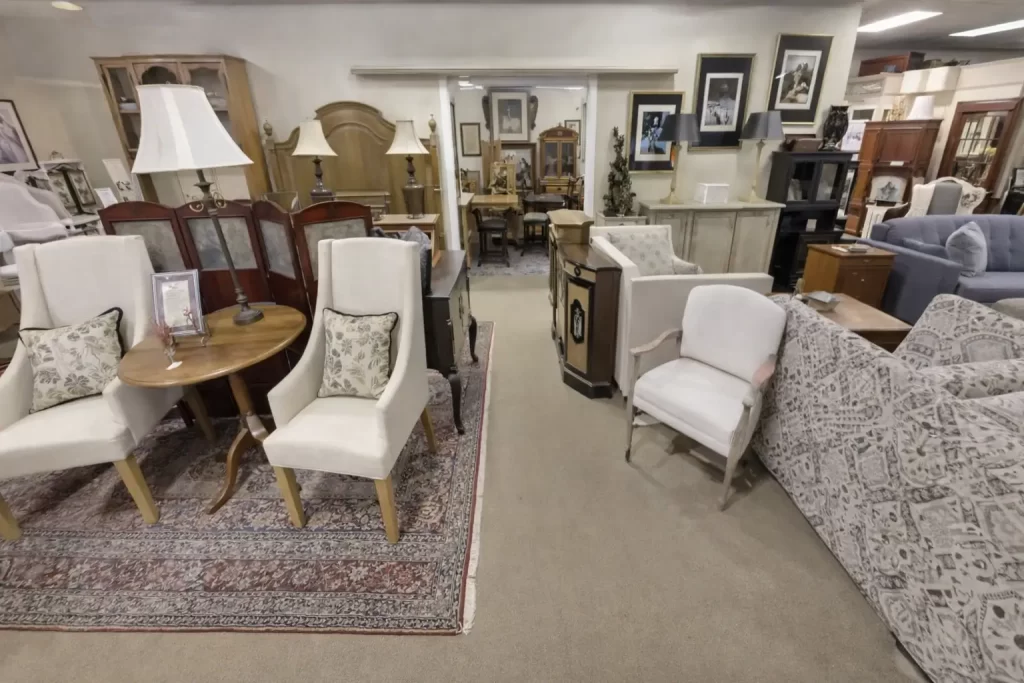 شراء أثاث مستعمل بالرياض